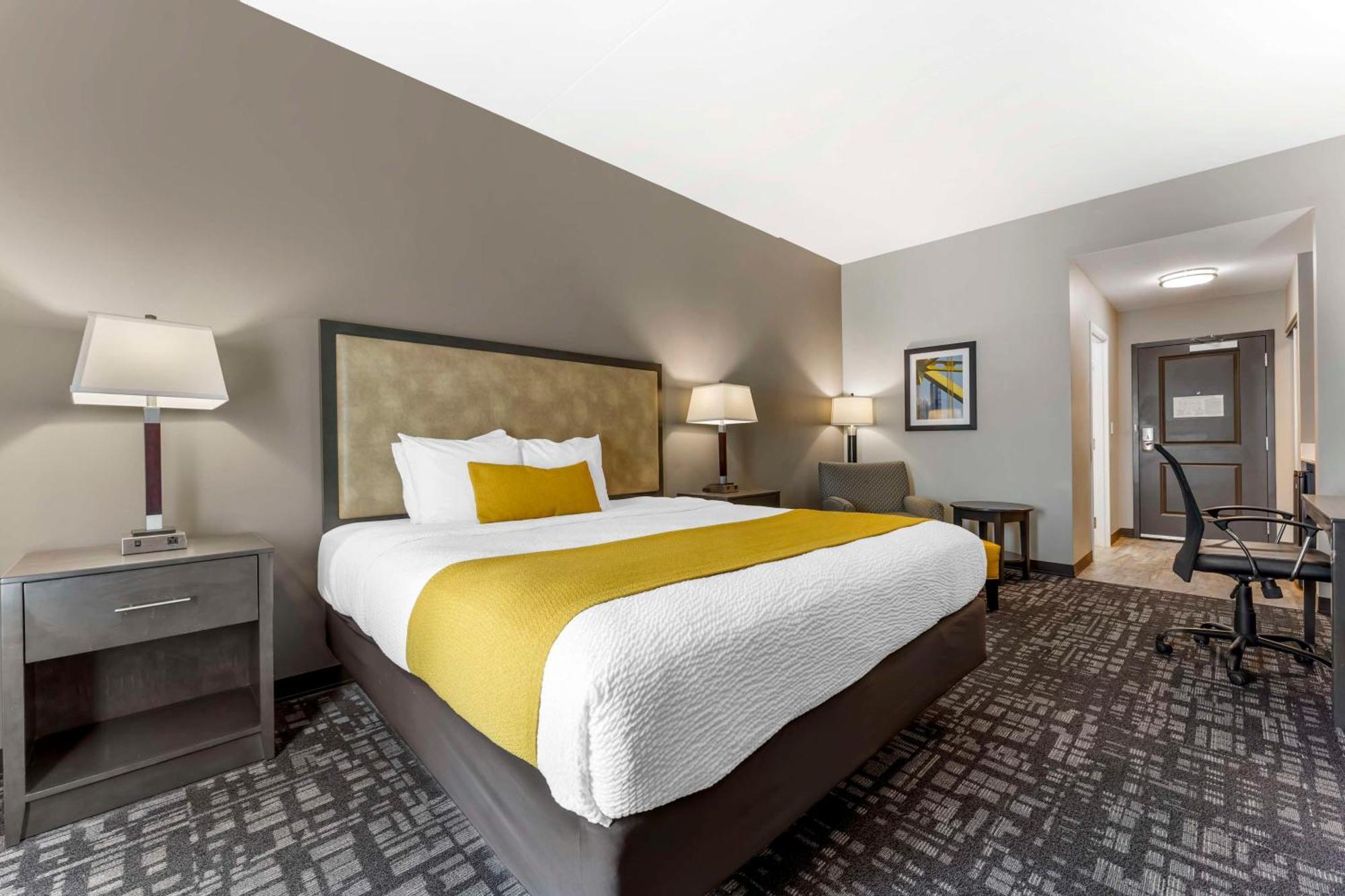 Best Western Plus Cranberry-Pittsburgh North Кранбери Тауншип Екстериор снимка
